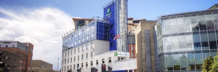 An exterior view of the Holiday Inn Express Glasgow City Centre Theatreland