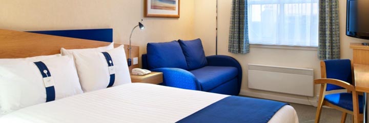 A family bedroom at the Holiday Inn Express Aberdeen City Centre