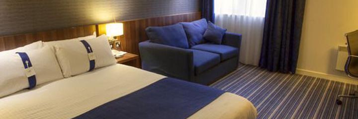 A double bedroom at the Holiday Inn Express Edinburgh Airport