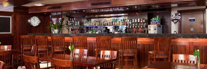 The bar at the Holiday Inn Express Edinburgh City Centre