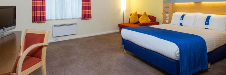 An accessible bedroom at the Holiday Inn Express Edinburgh Royal Mile