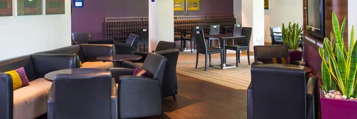The lounge area at the Holiday Inn Express Stirling