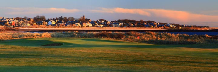 The 18th hole on the Buddon course at Carnoustie Golf Links