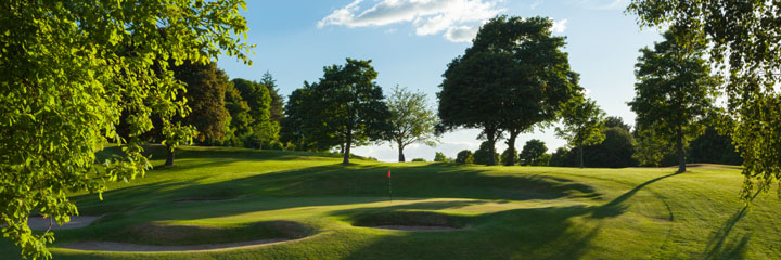 The 1st green at Kingsknowe Golf Club in Edinburgh