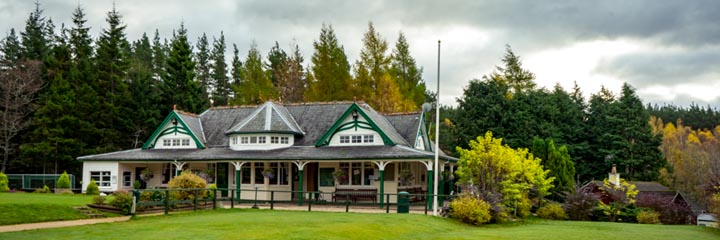 The Kingussie Golf Club clubhouse