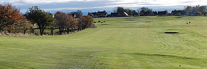 The 4th hole at Lundin Ladies Golf Club