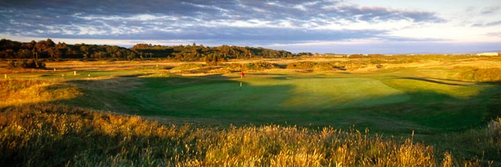 The 14th hole of the Old course at Royal Troon Golf Club